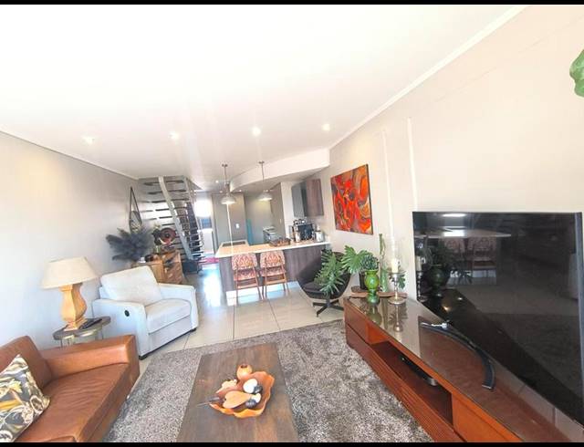 2 BEDROOM PROPERTY TO RENT IN MENLO PARK